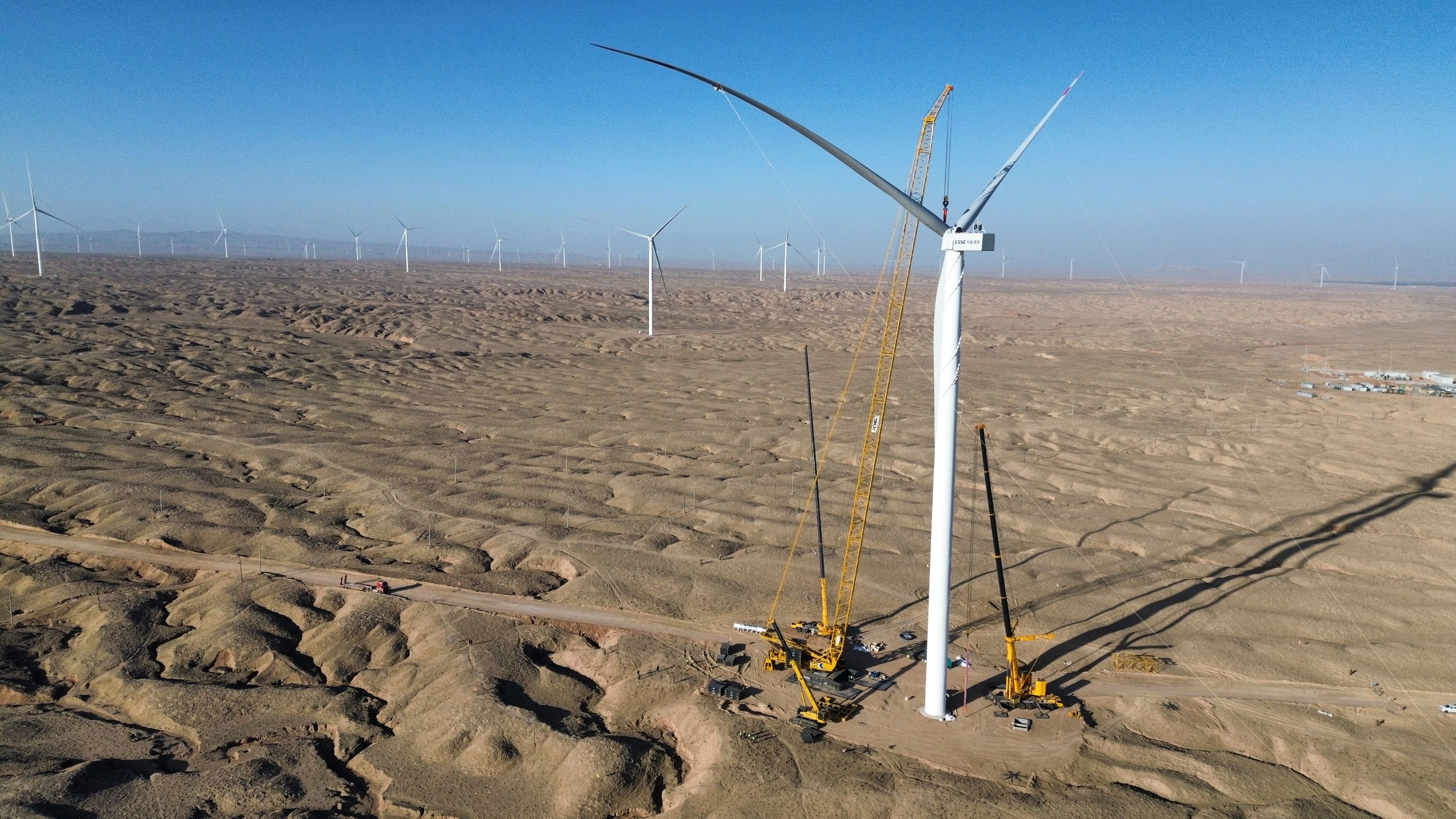 零誤差！XLC18000M助力10萬千瓦風力發(fā)電項目首臺風機成功吊裝