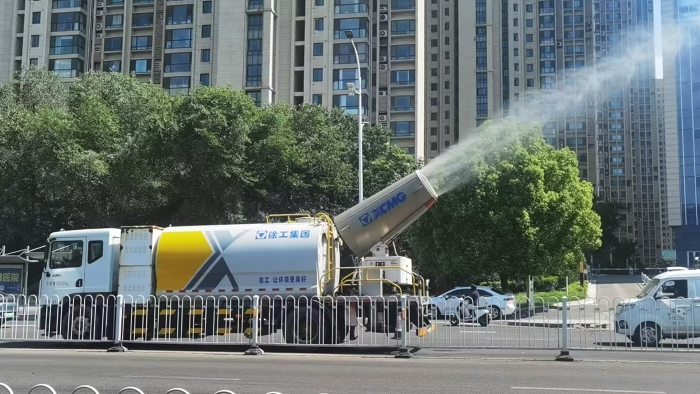 徐工多功能抑塵車，助力家鄉(xiāng)徐州環(huán)境，更“凈”一步！